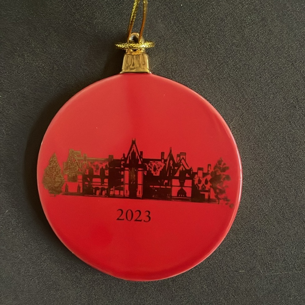 ☘️ $12 bundle BILTMORE 2023 Red and Gold Ornament with Gold hang cord